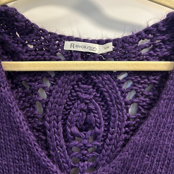 Purple Knit Sweater with detailed back - Picture 3 of 4